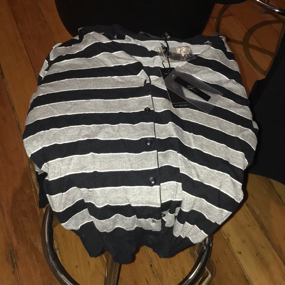 Cute NwT Cardigan